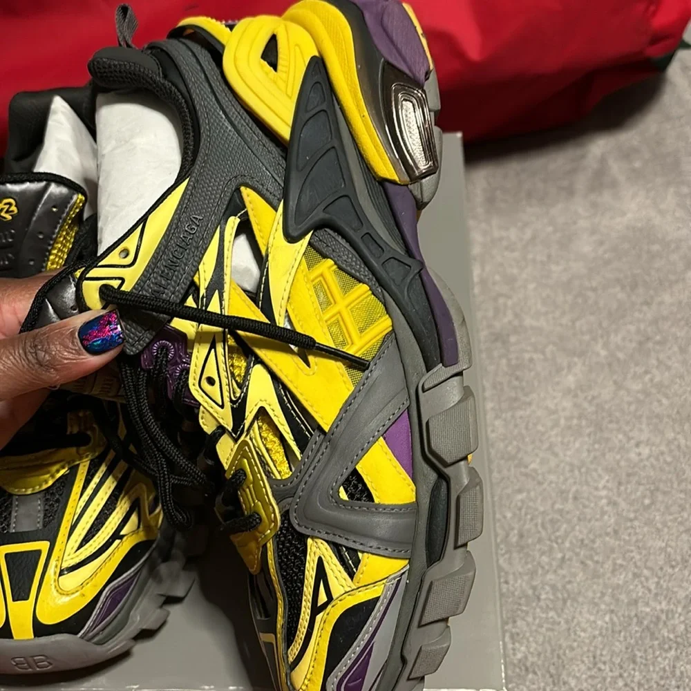 Women’s Balenciaga Track 2 Sneakers size 40 - Picture 3 of 9